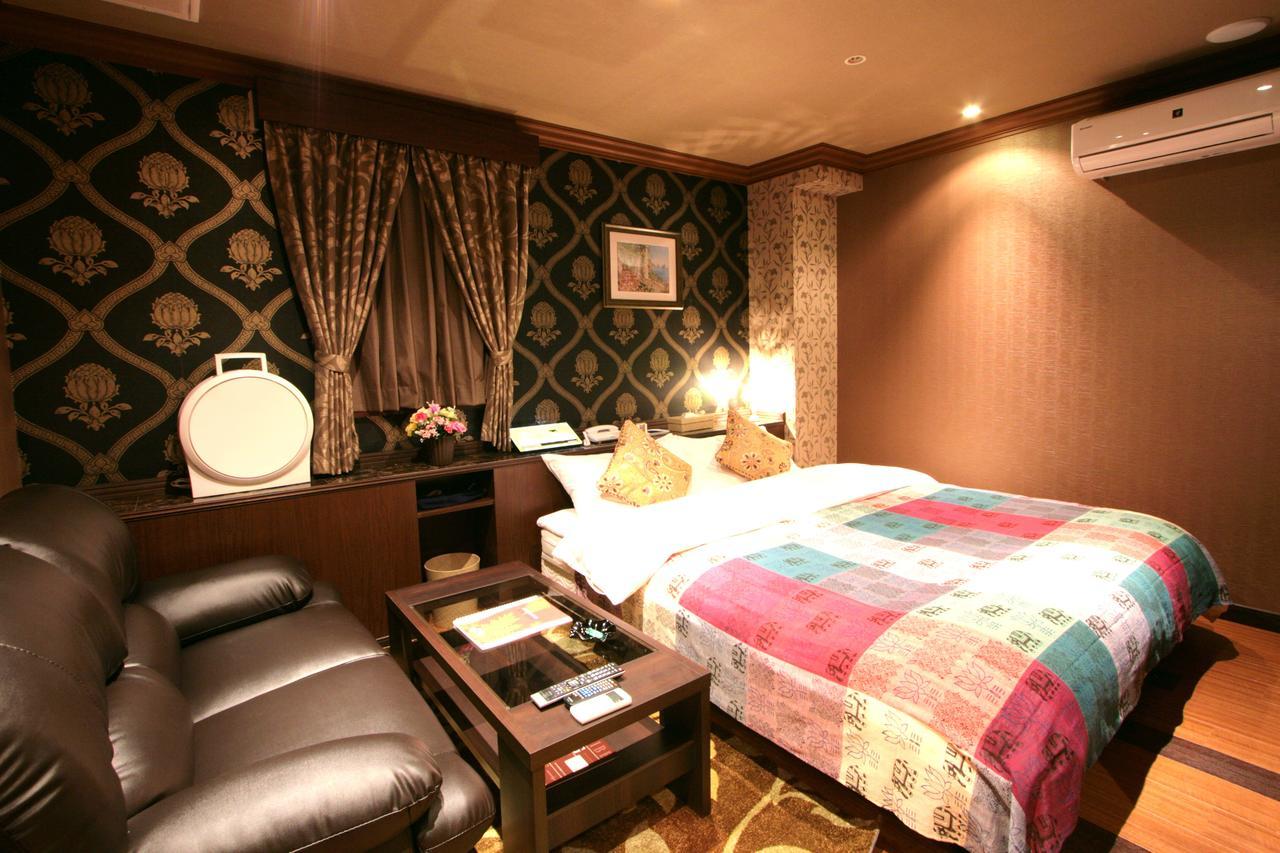Sari Seki Inter (Adults Only) Hotell Kameyama Eksteriør bilde