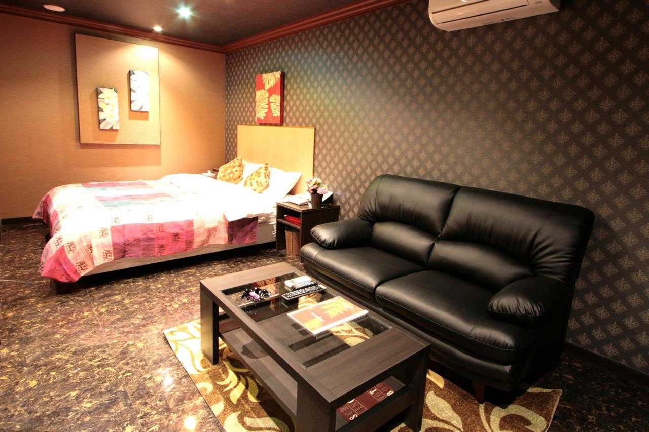 Sari Seki Inter (Adults Only) Hotell Kameyama Eksteriør bilde