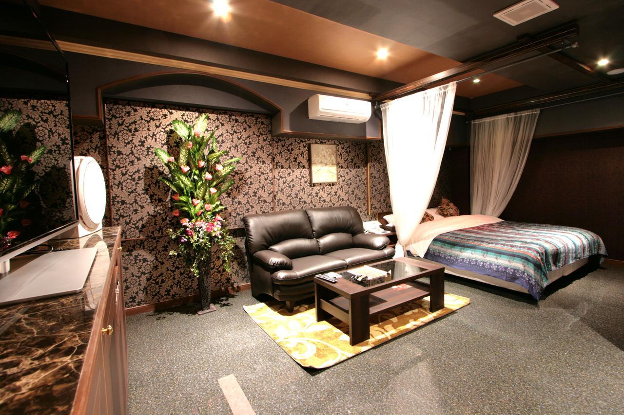 Sari Seki Inter (Adults Only) Hotell Kameyama Eksteriør bilde