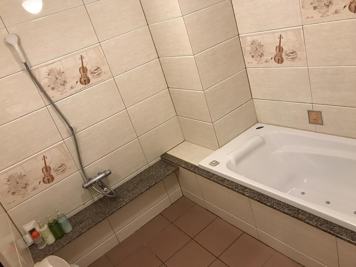 Sari Seki Inter (Adults Only) Hotell Kameyama Eksteriør bilde
